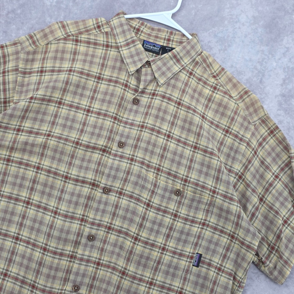 Patagonia Mens L Organic Cotton Plaid Short Sleeve Button Down Shirt Tan Yellow